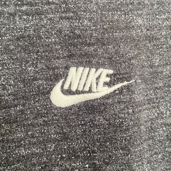 🌟2/$30🌟 Grey Nike shirt - size large - Picture 2 of 4